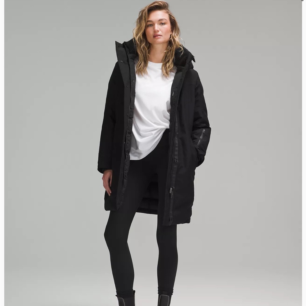 Lululemon Snow Warrior Parka, Size 6